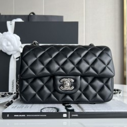 Authentic & Pre-Owned · Excellent Condition：19.3″x14.2″ Leather Woman’s Handbag With small bag BB-921102