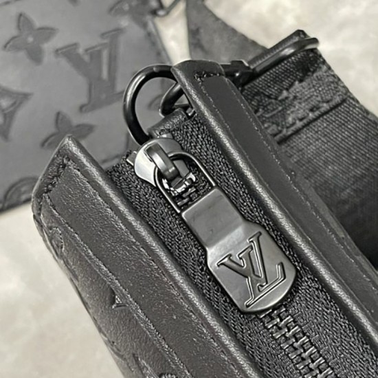 Authentic & Pre-Owned · Excellent Condition-Louis Vuitton Gaston Wearable Wallet – Black Embossed Leather 2-in-1 Crossbody Bag