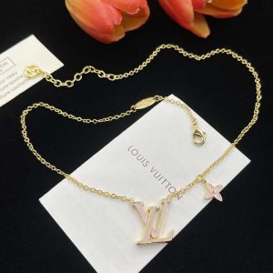 Godlen Chains Pink Pendant