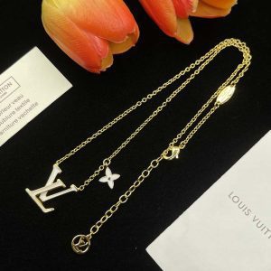 Godlen Chains White Pendant