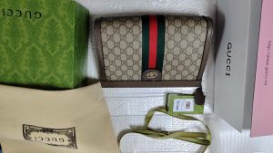 Woman's Handbag with straps 10.2*6.7*3.1" BB-9190037 photo review