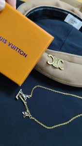 5Colors Necklace VVXL-9120006 photo review