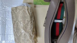 Woman's Handbag 9.4*5.9*3.0" photo review