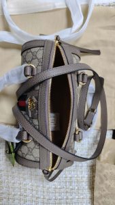 Woman's Handbag with straps 10.0*5.5*5.5" photo review