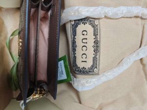 Small Woman's Handbag 7.5*5.5*2.4" photo review
