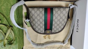 Woman's Handbag with long straps 9.3*7.5*3.1" photo review