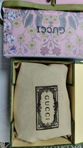 Small Woman's Handbag 7.3*5.9*3.5" photo review