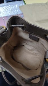 Small Woman's Handbag 7.3*5.9*3.5" photo review
