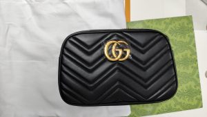 2Colors 9.4*5.1*2.8" Woman's Handbag BB-9190051 photo review