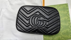 2Colors 9.4*5.1*2.8" Woman's Handbag BB-9190051 photo review