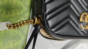2Colors 9.4*5.1*2.8" Woman's Handbag BB-9190051 photo review