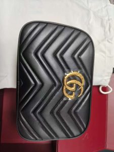 2Colors 9.4*5.1*2.8" Woman's Handbag BB-9190051 photo review