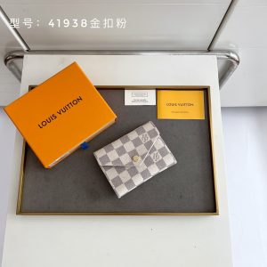 Whites Squares&Pink Lining