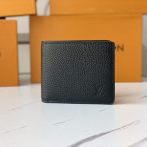 Wallet 4.5"x3.5"x0.6"  BB-918000143