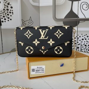 3 Colors Chains Woman's Handbag 8.3"x4.7"x1.2" BB-918000830