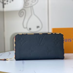 Long wallet 7.7"x3.9"x1.0" BB-918000388