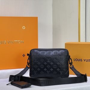 Adjustable strap Woman's Handbag 10.6"x1.8"x7.3" BB-9180001000179