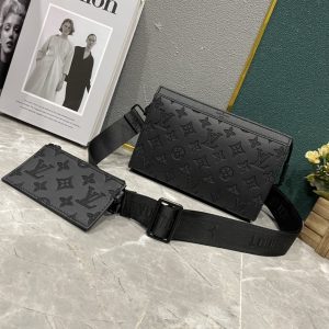 3 Colors Crossbody bag 22.0 x 14.5 x 4.5 cm
