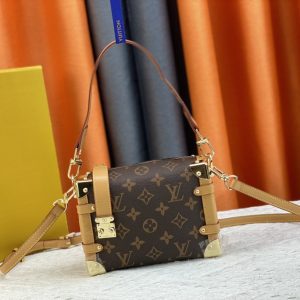 Crossbody bag with Adjustable strap 7.1"x4.9"x3.1" BB-918000692