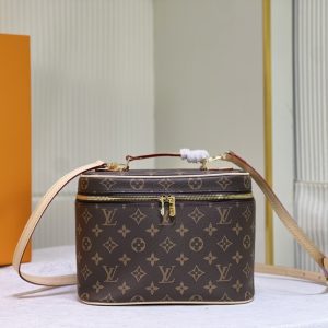 Woman's handbag with Adjustable strap 24x18x14.5cm