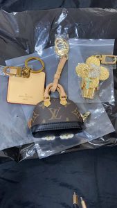 1990 Fashion Key Chain YSK-91700098 photo review
