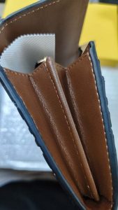 Chains Woman's Handbag 7.5"x4.1"x1.4" BB-9180001000288 photo review
