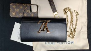 2 colors Clutch bag 9.1"x5.9"x2.0" BB-918000851 photo review