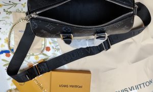 6 colors Woman's Handbag 9.8"x5.9"x4.3" BB-9180001000172 photo review