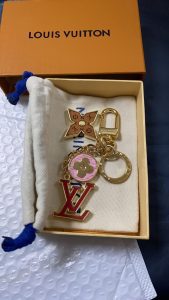 2Colors Fashion Key Chain YSK-91700063 photo review
