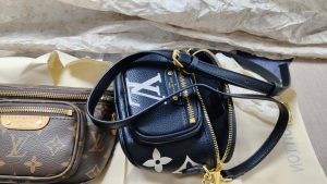 13 colors Small Fanny Pack 6.7"x4.7"x3.7" BB-918000100062 photo review