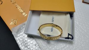 Bracelet 2Colors VVSL-9110003 photo review