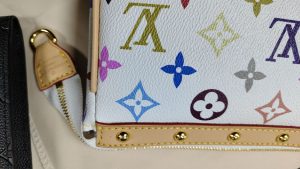 5 Colors Clutch bag 9.1"x6.3"x0.8" BB-918000319 photo review