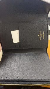 5 colors wallet 5.1"x3.7"x0.4" BB-918000357 photo review