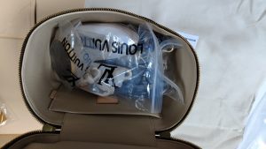 Woman's handbag with Adjustable strap 24x18x14.5cm photo review