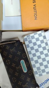 3 colors Clutch bag 9.8"x5.1"x1.6" BB-9180001000323 photo review