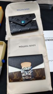 5 colors wallet 5.1"x3.7"x0.4" BB-918000357 photo review