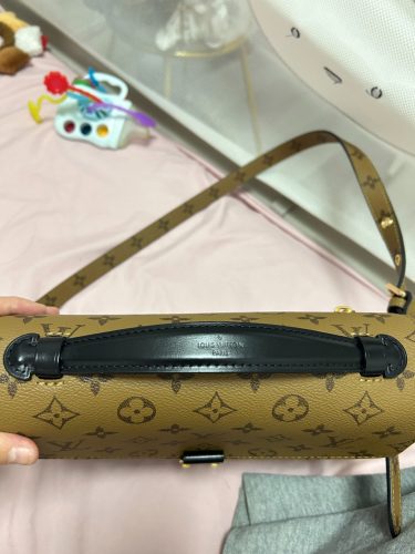 6 Colors 9.8"x7.5"x3.5"  Woman's Handbag with Adjustable strap BB-918000100039 photo review