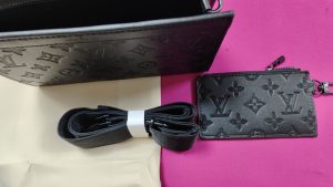 3 Colors Crossbody bag 8.7"x5.7"x1.8" BB-9180001000325 photo review