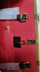 Woman's Handbag 13.4"x10.2"x5.9" BB-918000100071 photo review