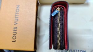 4 Colors wallet 5.3"x3.7"x1.4" BB-918000376 photo review