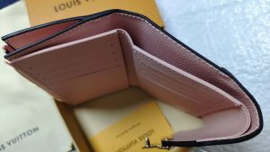 5 colors wallet 5.1"x3.7"x0.4" BB-918000357 photo review