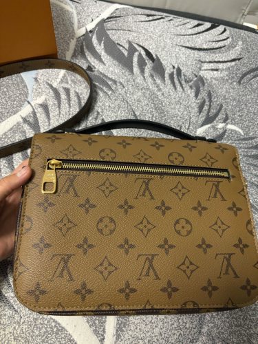 6 Colors 9.8"x7.5"x3.5"  Woman's Handbag with Adjustable strap BB-918000100039 photo review
