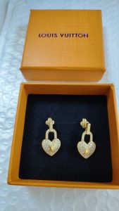 Earrings VVED-9110054 photo review
