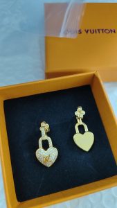 Earrings VVED-9110054 photo review