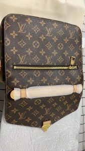 6 Colors 9.8"x7.5"x3.5"  Woman's Handbag with Adjustable strap BB-918000100039 photo review