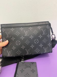 3 Colors Crossbody bag 8.7"x5.7"x1.8" BB-9180001000325 photo review