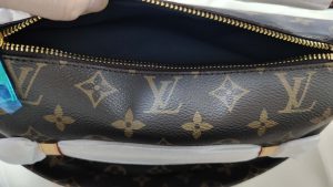 5 Colors Fanny Pack with Adjustable strap 14.6"x5.5"x5.1" BB-9180001000319 photo review