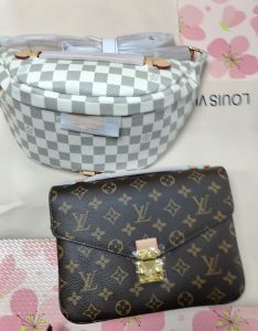 5 Colors Fanny Pack with Adjustable strap 14.6"x5.5"x5.1" BB-9180001000319 photo review
