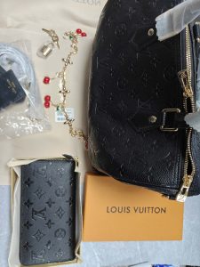 7 colors Long wallet 7.5"x3.9" BB-918000260 photo review
