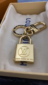 2Colors Fashion Lock Key Chain YSK-917000164 photo review